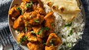 Dish of butter chicken.