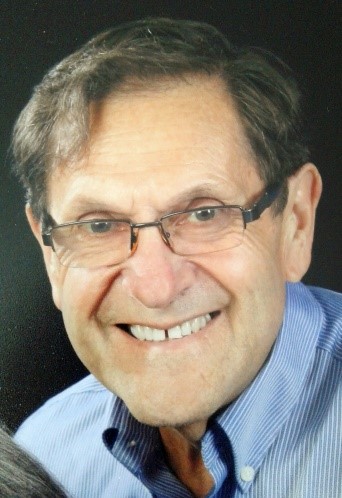 Robert Manuel Robert Manuel.